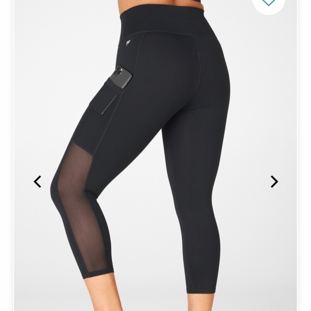 Fabletics Mila Pocket Capri